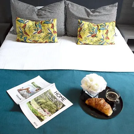 Icone - Hotell Annecy