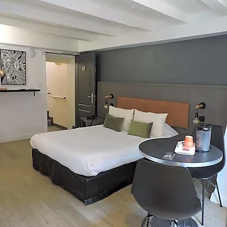 Icone - 2* Annecy