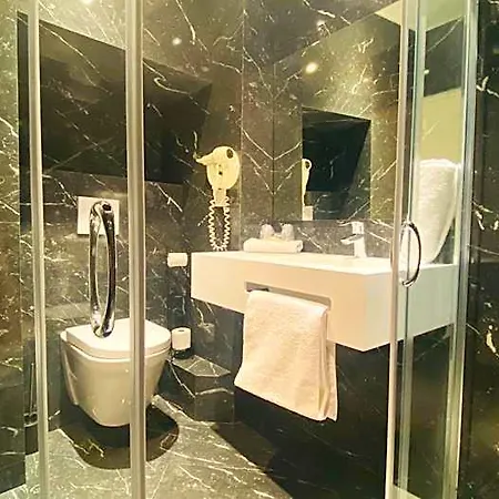 Szálloda Icone - 2*